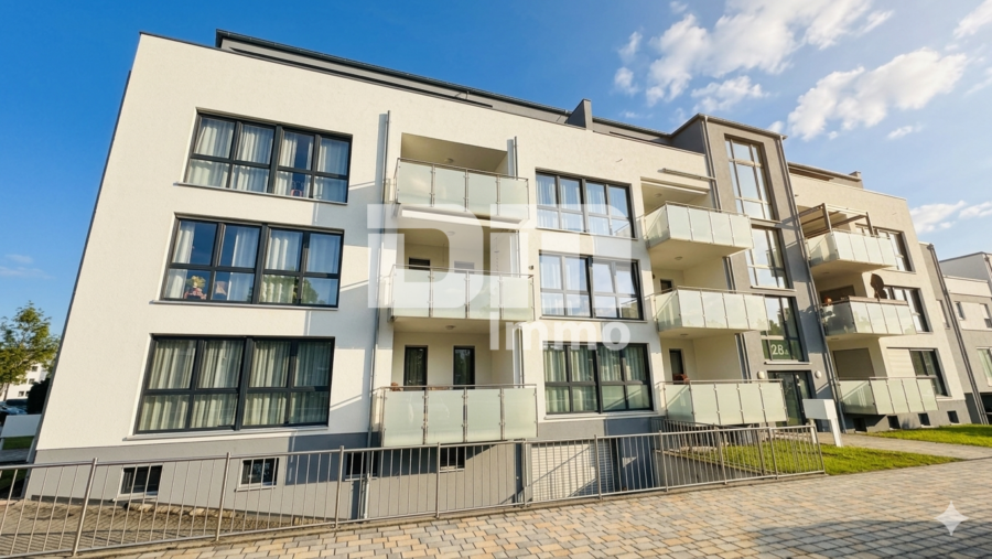 Exklusives Penthouse-Juwel mit 360 Grad Panorama-Dachterrasse in Baunatal-Großenritte - Frontansicht